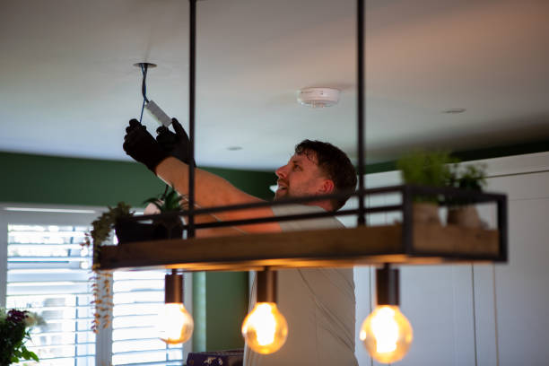Best 24-Hour Electrician  in Chlicothe, IL